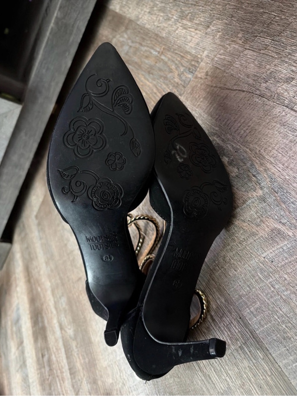 Mootsies Tootsies Heels ๐ - Picture 3 of 14